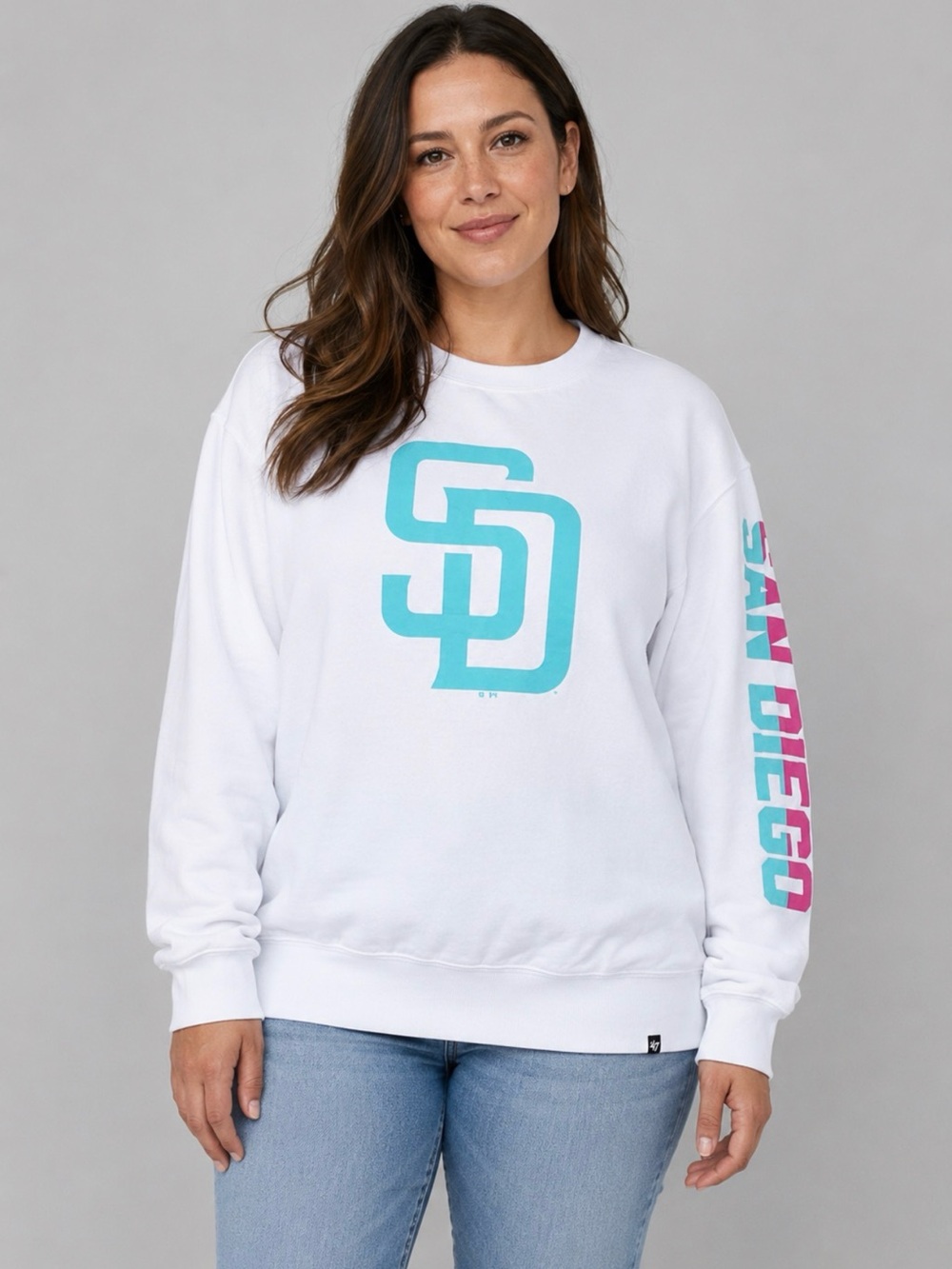 47 Women’s White Crewneck Sweatshirt with Teal and Pink Graphics size L